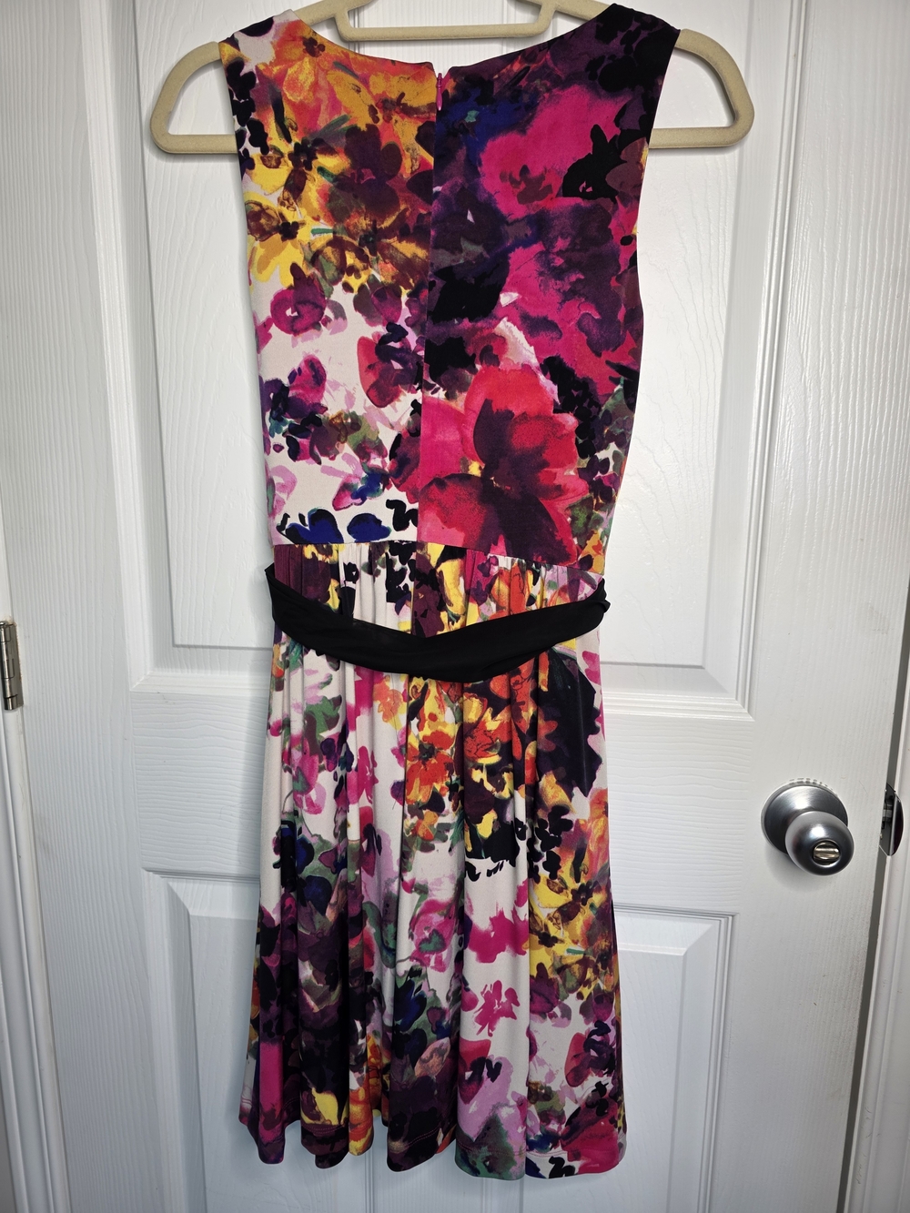 NWT Jessica Simpson Floral Sleeveless Fit-and-Flare Dress with Black Waist Tie - Picture 10 of 16